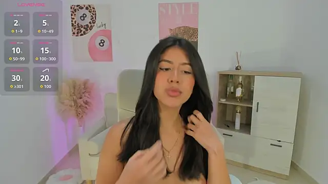 Sussan Monroe online show from 04/03/26, 10:41