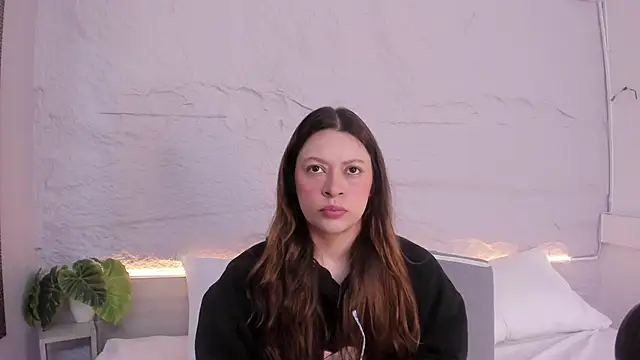 lanna 18  online show from 03/12/26, 11:49