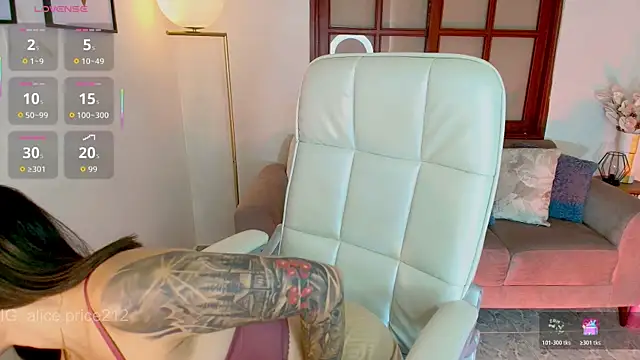 Alice Price  online show from 05/05/26, 04:04