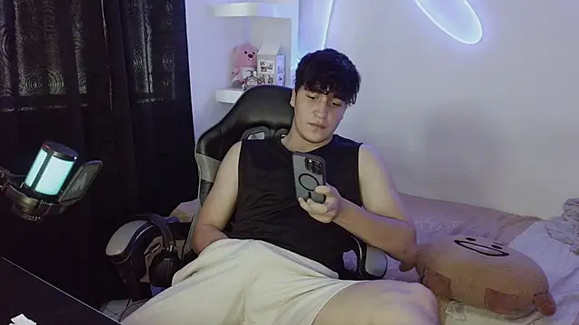 NoahUncutX online show from 01/11/26, 10:15