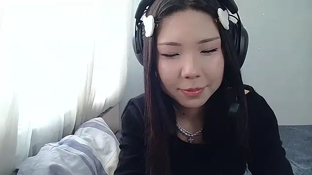 AprilOnilll online show from 01/10/26, 09:22