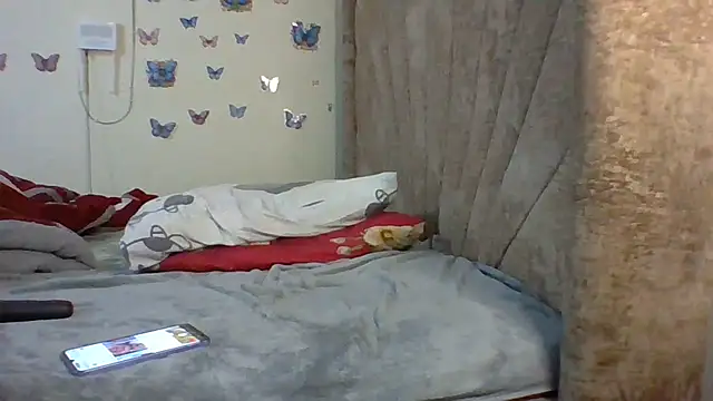 smily sophia online show from 02/23/26, 04:54