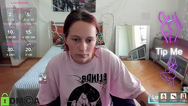 Snapshot of Lily_Viola chatting on 07/14/26, 10:21 Lily Viola online show from 07/14/26, 10:21