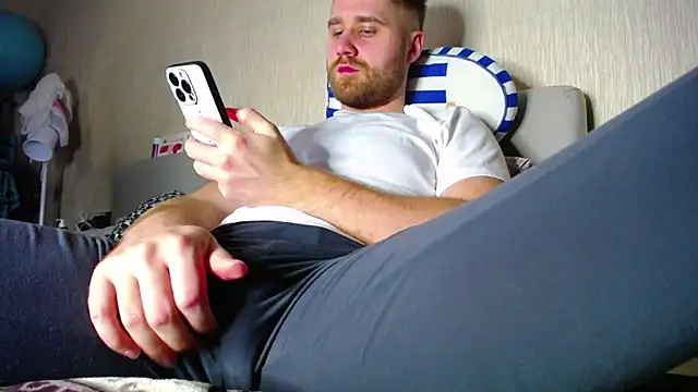 LorenzoLux online show from 01/31/25, 04:59