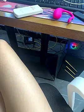 Snapshot of _xiaoxinxin_ chatting on 01/13/26, 02:22 xiaoxinxin online show from 01/13/26, 02:22