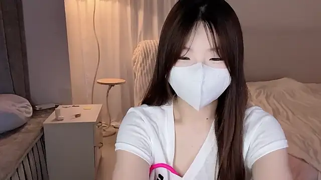 Snapshot of _xiaoxinxin_ chatting on 06/24/26, 12:48 xiaoxinxin online show from 06/24/26, 12:48