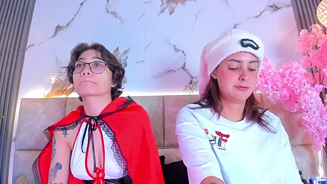 ChaeyounngDae online show from 04/11/26, 12:53