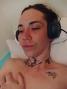 Dirty Pink online show from 02/18/26, 07:54