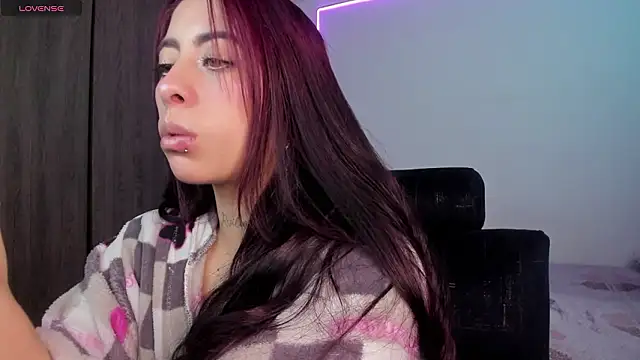 Snapshot of maazikeenx chatting on 03/10/26, 12:43 maazikeenx online show from 03/10/26, 12:43