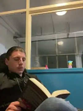 allee2206 online show from 04/12/26, 09:20