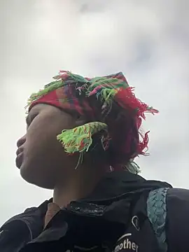 Minhkhue121 online show from 01/17/26, 03:00