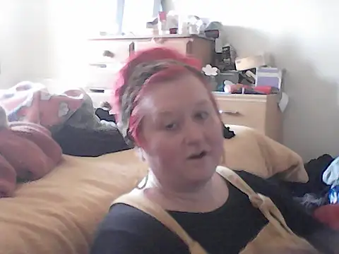 BustyRedxx online show from 03/28/26, 04:06