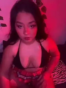 Isabella Belmont online show from 03/24/26, 06:40
