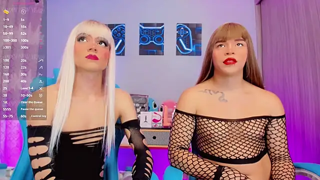 Snapshot of Kate_and_penny chatting on 01/08/26, 08:05 Kate and penny online show from 01/08/26, 08:05