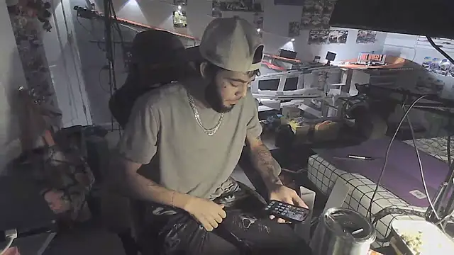 PRBoricua787 online show from 08/02/26, 04:33