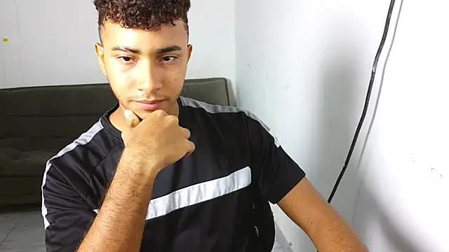 naugthy boy88 online show from 04/16/26, 04:24