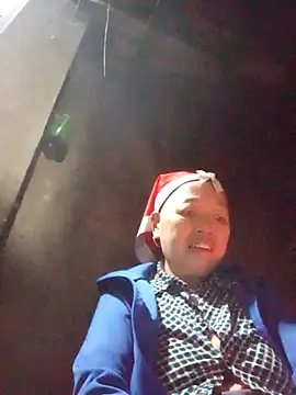 Snapshot of Agnes-baby chatting on 01/12/26, 12:32 Agnes-baby online show from 01/12/26, 12:32