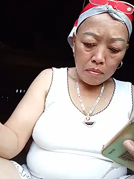 Snapshot of Agnes-baby chatting on 07/03/26, 11:16 Agnes-baby online show from 07/03/26, 11:16