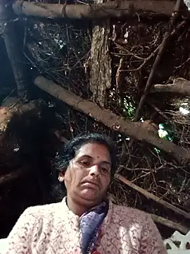 Snapshot of Manvi_hote chatting on 01/10/26, 02:35 Manvi hote online show from 01/10/26, 02:35