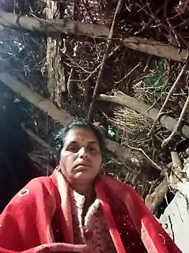 Snapshot of Manvi_hote chatting on 01/14/26, 01:33 Manvi hote online show from 01/14/26, 01:33