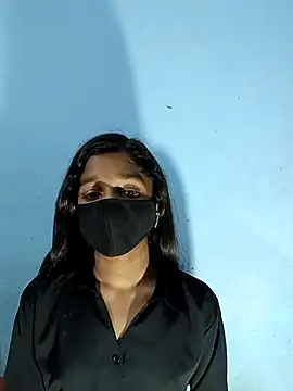 HotxAnamika online show from 01/19/26, 10:08