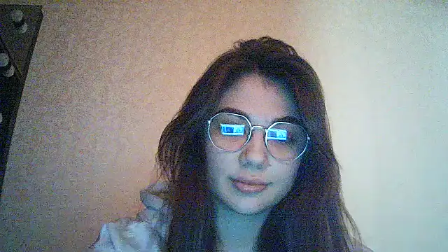 Snapshot of Tenovira chatting on 03/01/26, 09:06 Tenovira online show from 03/01/26, 09:06