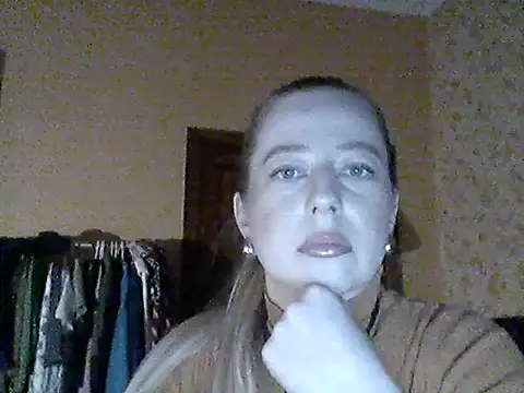 Miralisse online show from 02/28/26, 10:33