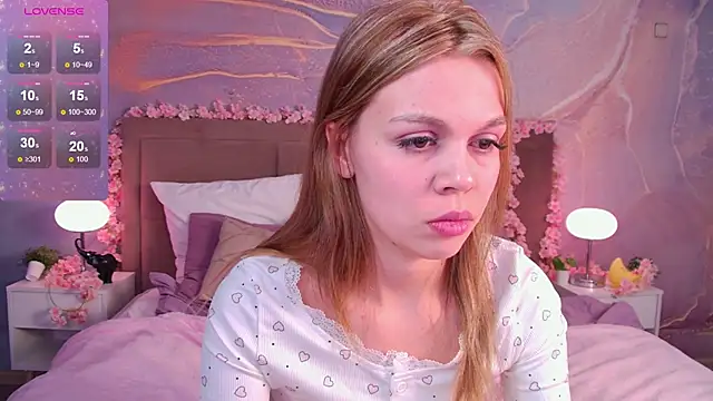 ScarletMarney online show from 02/09/26, 05:22