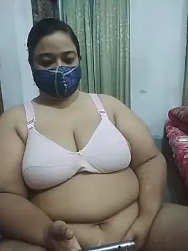 momo loves online show from 04/01/26, 05:32