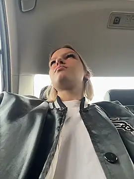 AshleyMur online show from 04/27/26, 04:43
