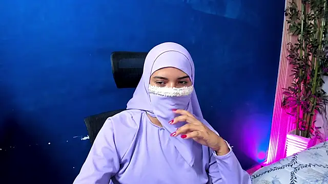 Snapshot of Hadarah_and_Hasan chatting on 01/13/26, 06:46 Hadarah and Hasan online show from 01/13/26, 06:46