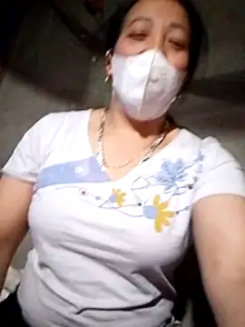 Snapshot of zinza-00 chatting on 01/09/26, 11:35 zinza-00 online show from 01/09/26, 11:35