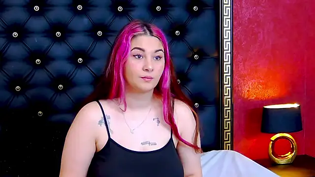 Snapshot of NicoleWeslley chatting on 01/08/26, 11:01 NicoleWeslley online show from 01/08/26, 11:01