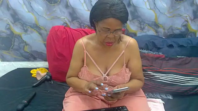 SEXY MATURExx online show from 05/06/26, 04:45