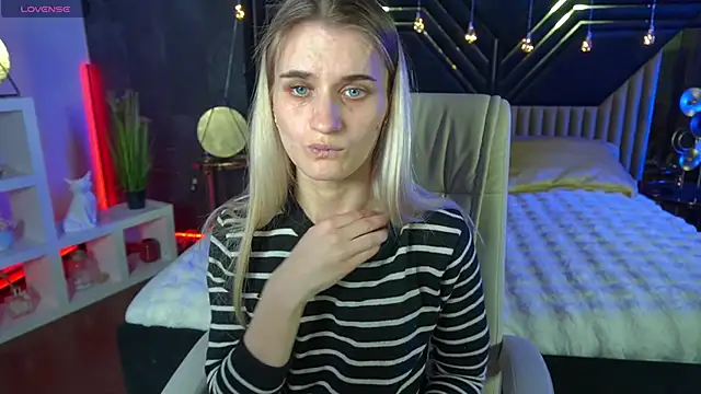 DiamondNina online show from 03/23/26, 08:57