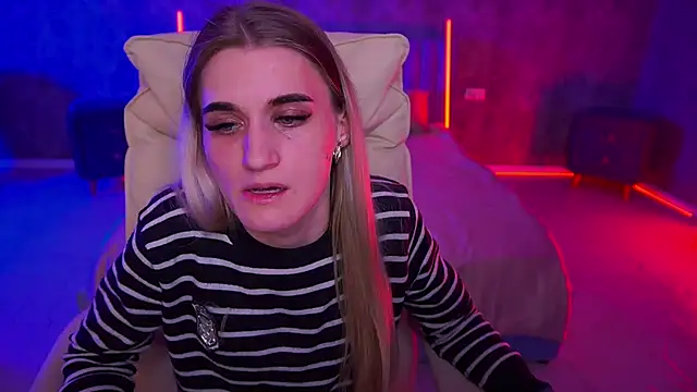 DiamondNina online show from 04/16/26, 09:39