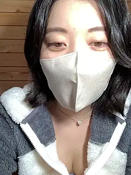 minami room online show from 01/15/26, 04:06