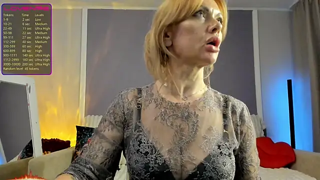 Monika-peach online show from 04/21/26, 01:42