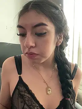 Snapshot of Natsrose chatting on 01/09/26, 12:52 Natsrose online show from 01/09/26, 12:52