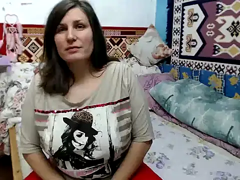 Adelinemilf online show from 01/10/26, 11:34