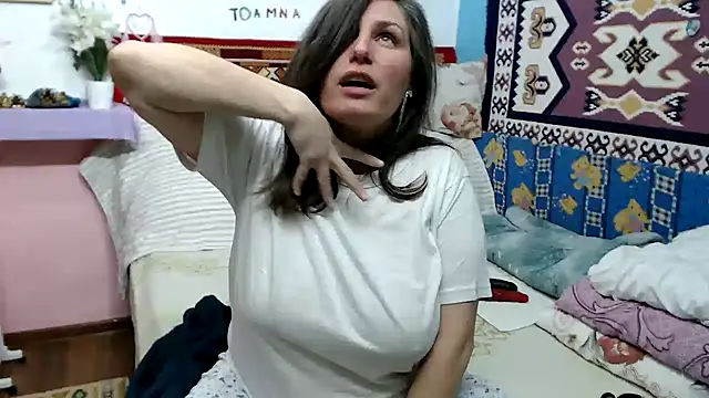 Adelinemilf online show from 03/18/26, 11:57