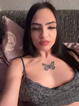 Snapshot of Evelin199 chatting on 03/30/26, 04:52 Evelin199 online show from 03/30/26, 04:52