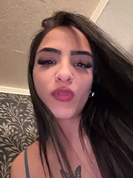 Snapshot of Evelin199 chatting on 04/15/26, 07:58 Evelin199 online show from 04/15/26, 07:58