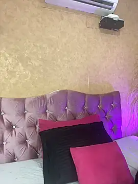 Missy 22  online show from 04/05/26, 02:25