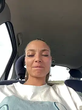 Rebeka2589 online show from 03/15/26, 02:23