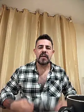 wolfbucker online show from 05/04/26, 04:19