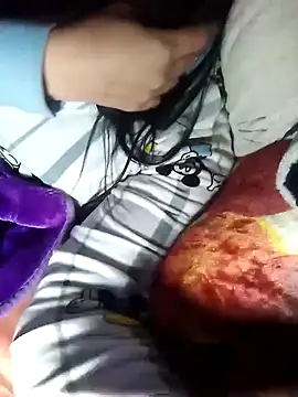 Snapshot of Yousra_soso chatting on 01/08/26, 01:08 Yousra soso online show from 01/08/26, 01:08