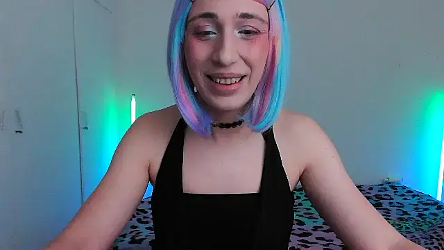 HoneyValentine online show from 02/11/26, 07:19