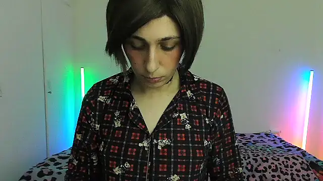 HoneyValentine online show from 02/20/26, 07:47