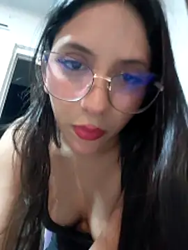 FrierenHot online show from 03/29/26, 07:19